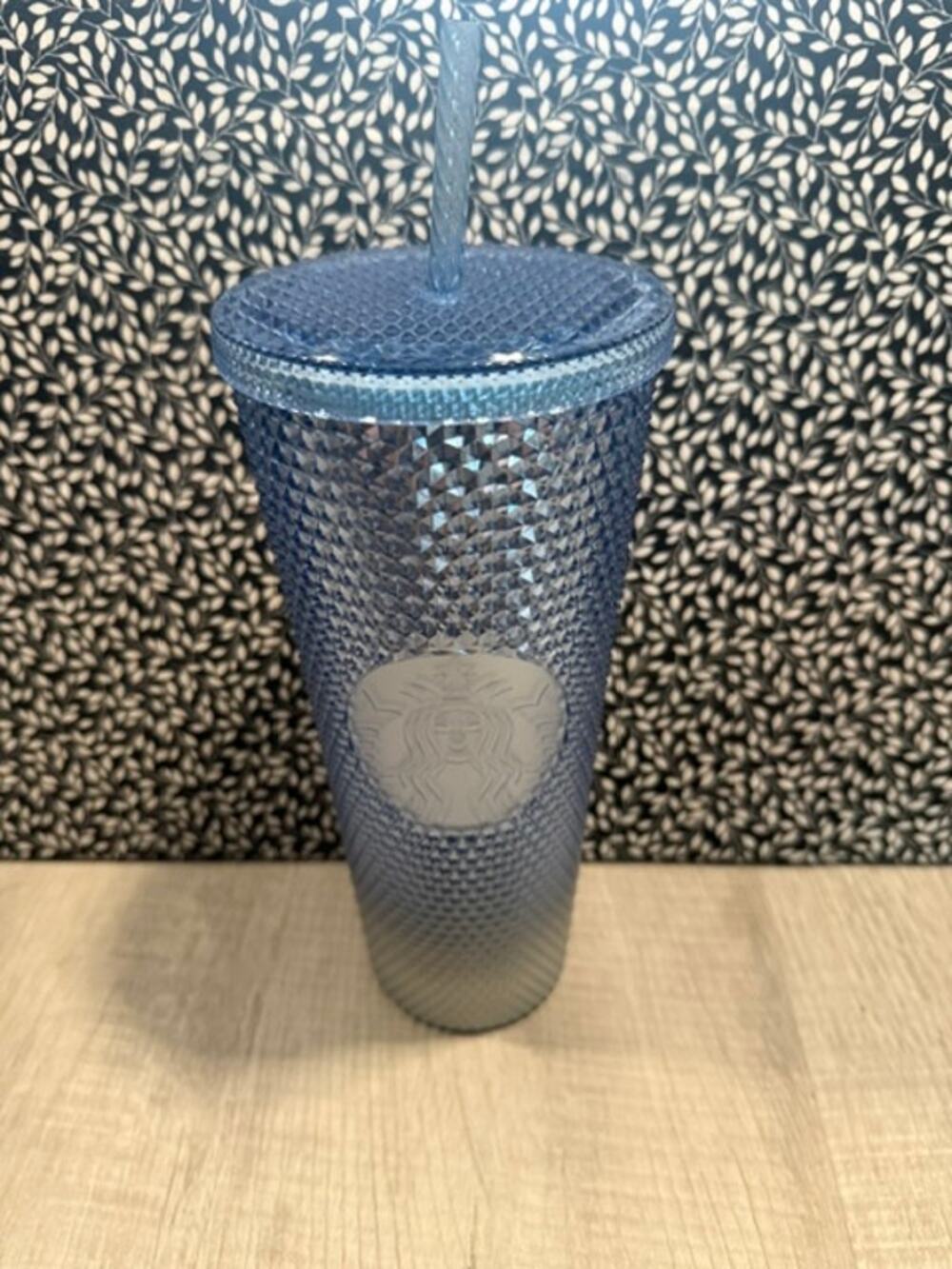 USED STARBUCKS BLUE/SILVER ICICLE OMBRE TUMBLER 24-OZ